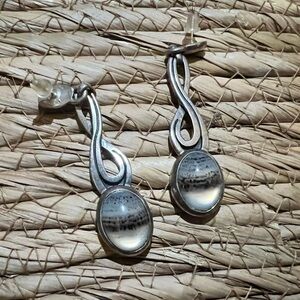Elegant .925 Silver Dangle moonstone Earrings